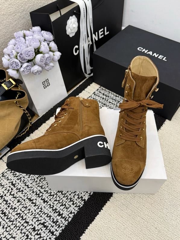 Ботинки женские фото 5