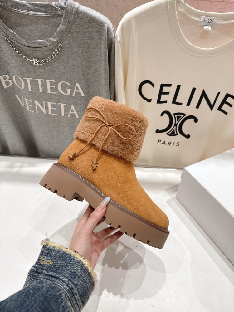 Boots women's фото 5