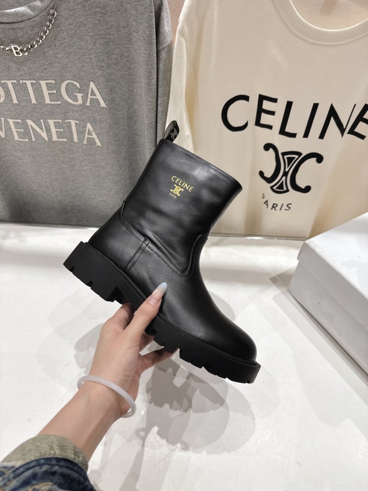 Boots women's фото 5