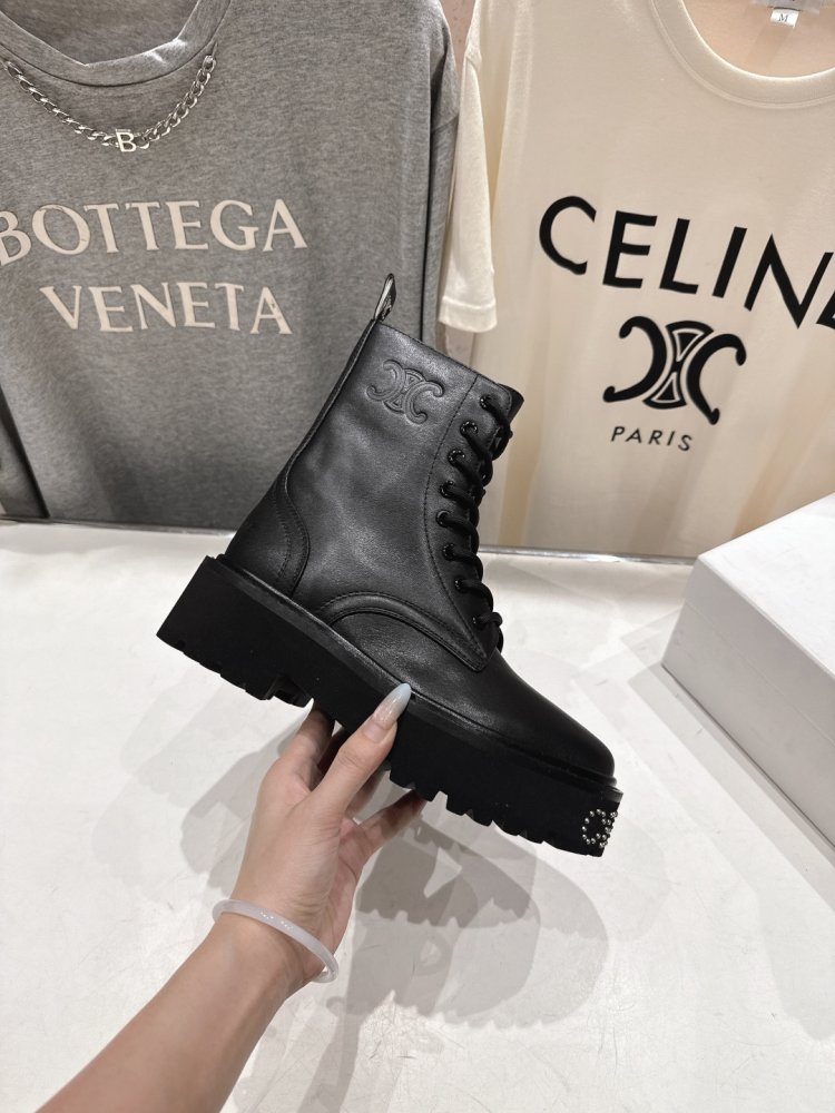 Boots women's фото 5