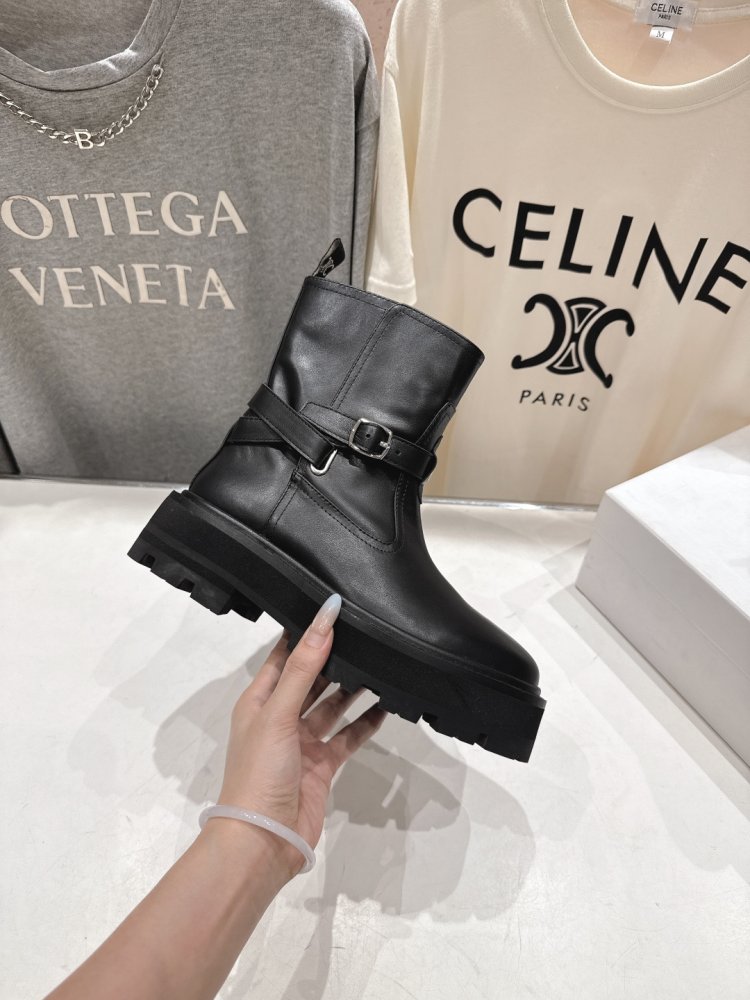 Boots women's фото 5