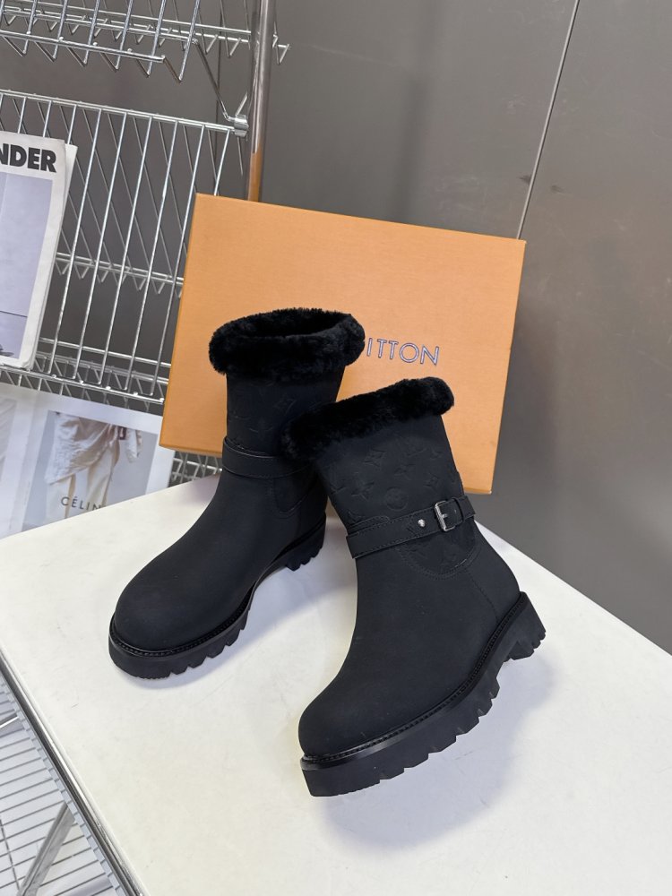 Ботинки женские фото 5