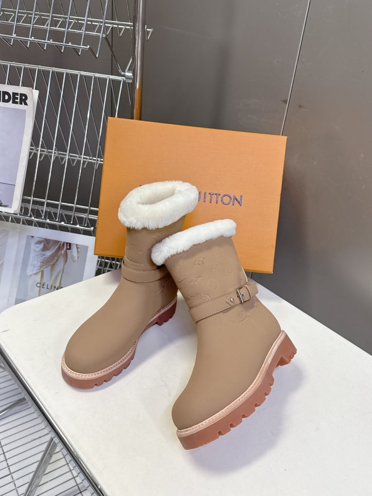 Ботинки женские фото 5