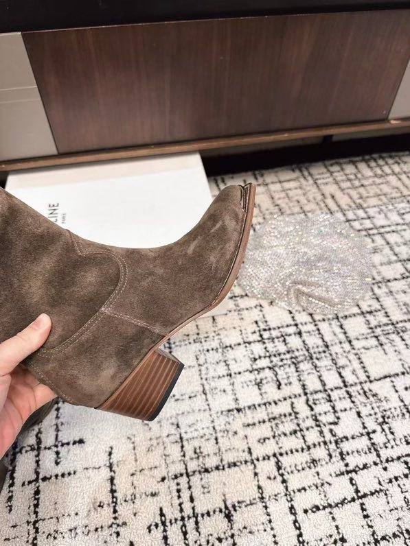 Ботинки женские фото 6