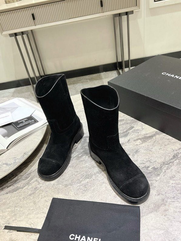 Ботинки женские фото 6