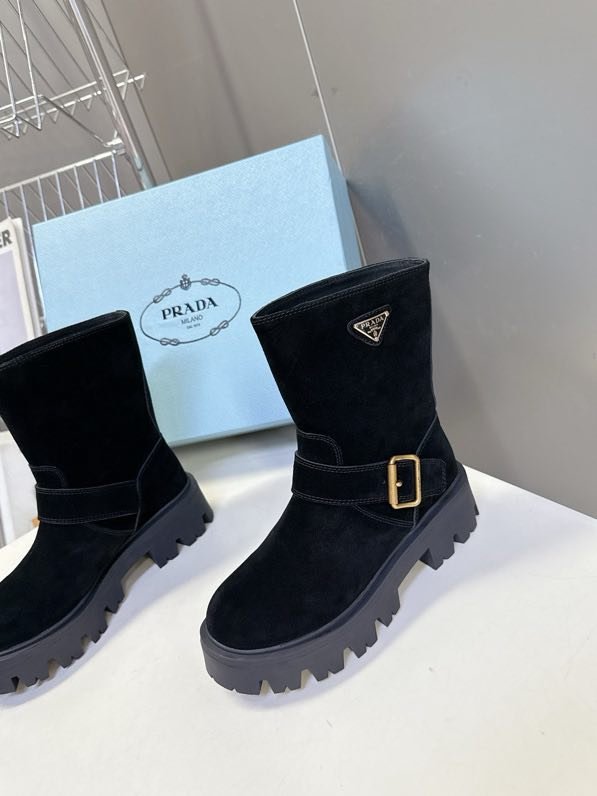 Ботинки женские фото 6