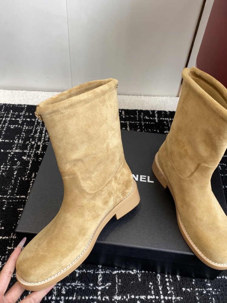 Ботинки женские фото 6