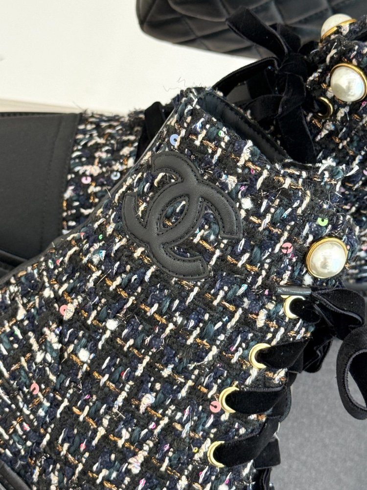 Ботинки женские фото 6