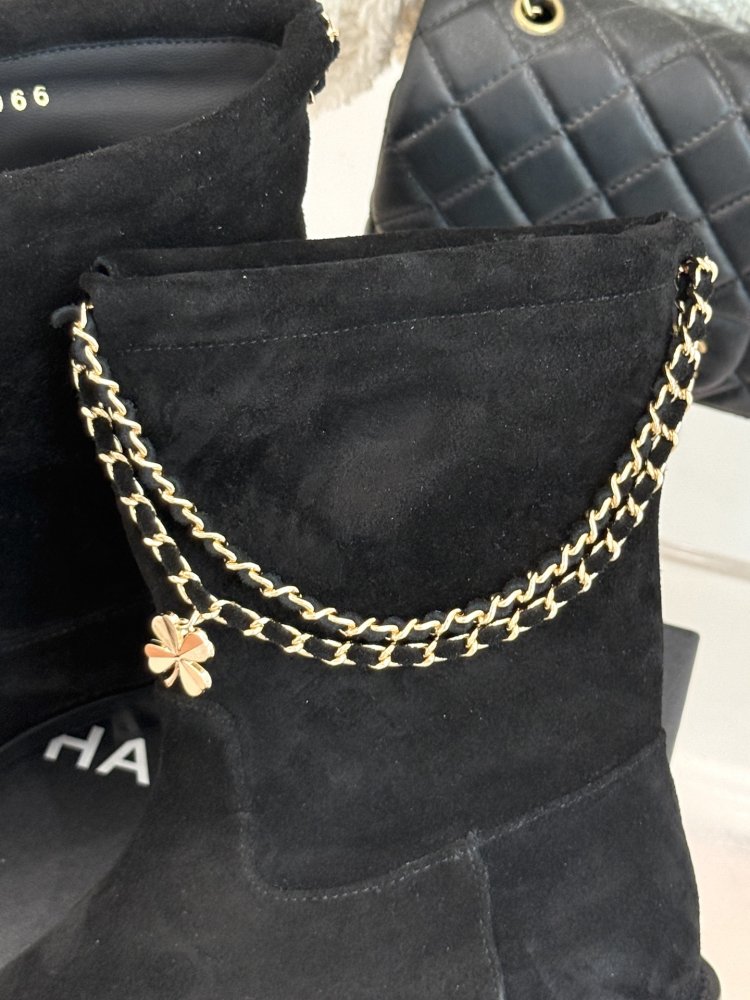 Ботинки женские фото 6