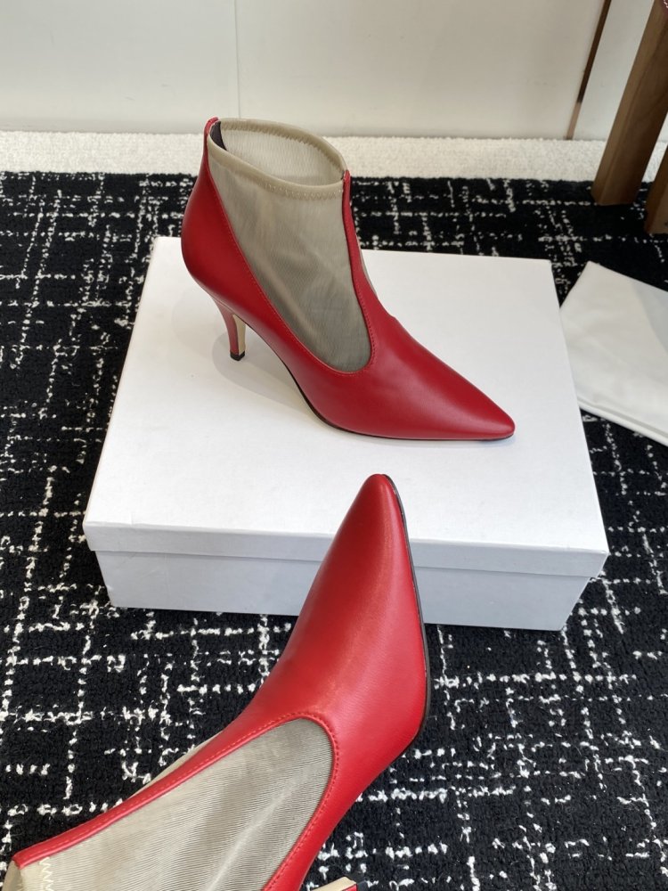 Ботинки женские фото 6