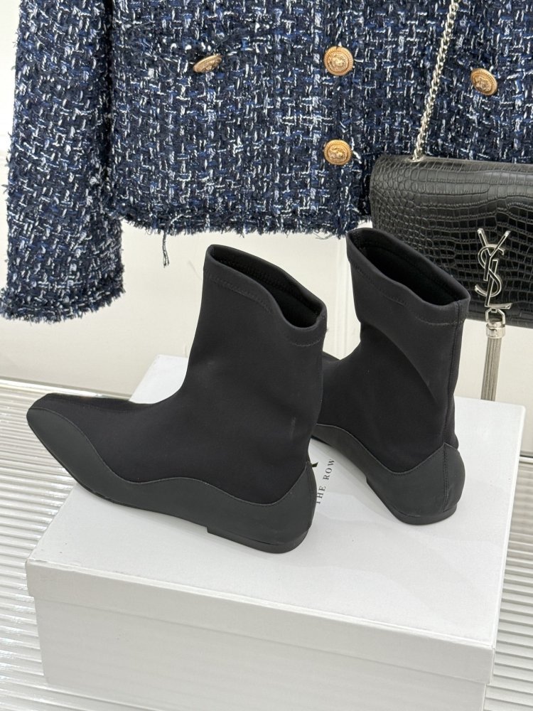 Ботинки женские фото 6