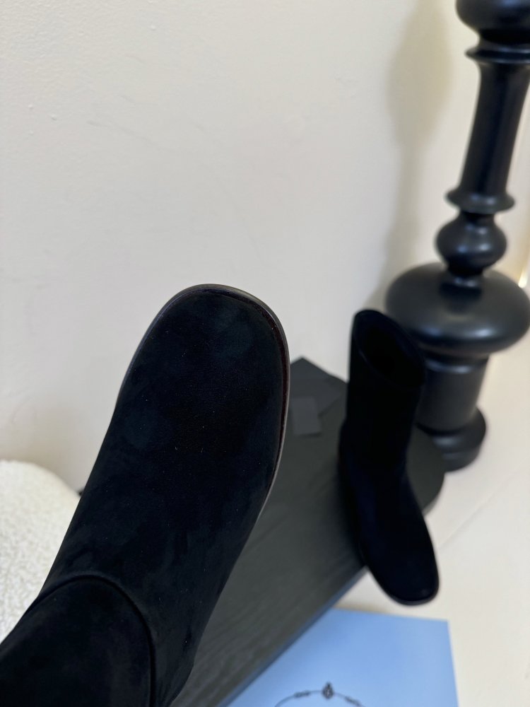 Boots women's фото 6