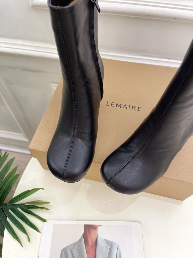 Ботинки женские фото 6