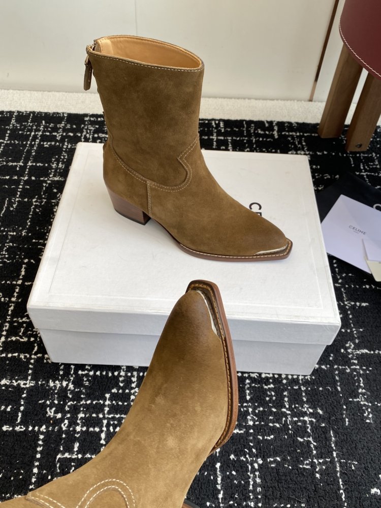 Ботинки женские фото 6