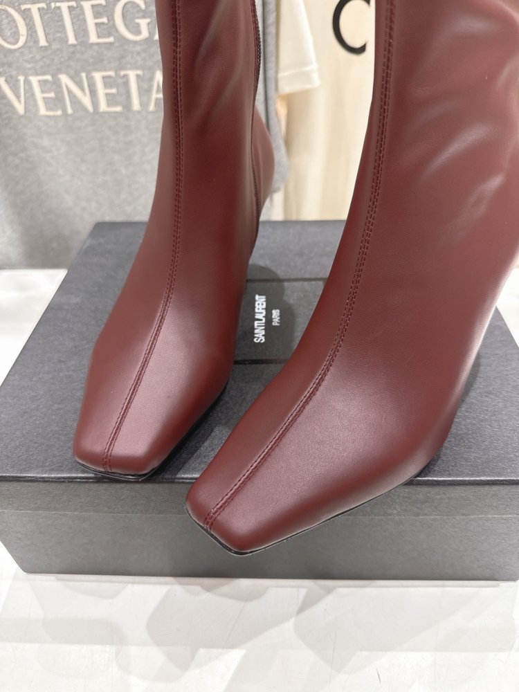 Ботинки женские фото 6