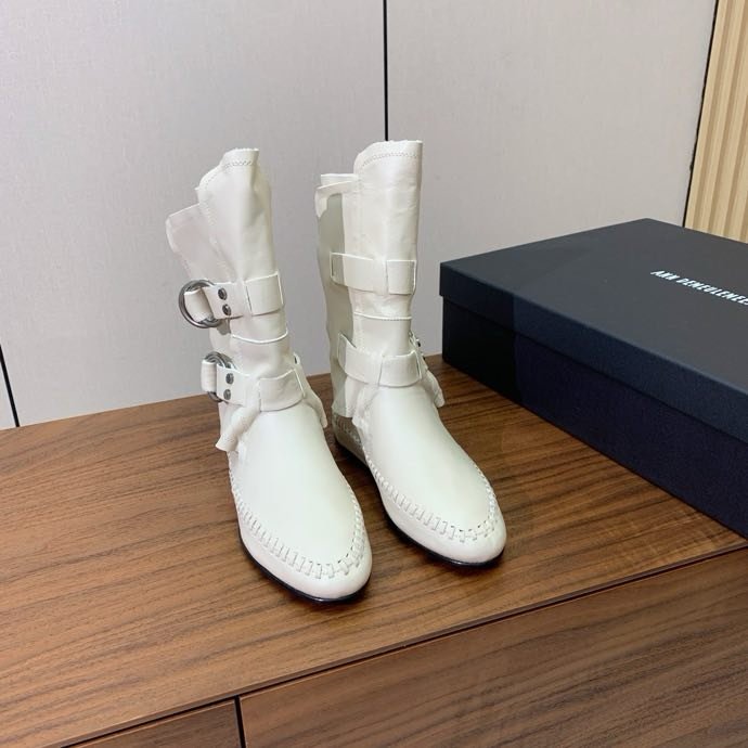 Boots women's фото 6