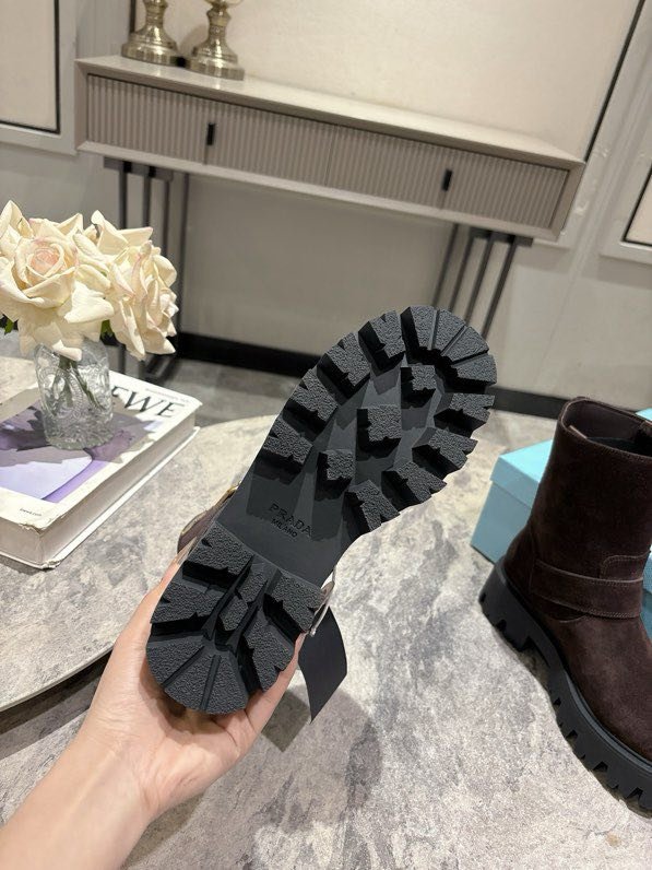 Boots women's фото 6