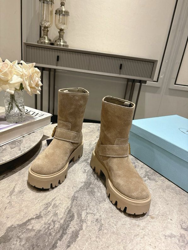 Boots women's фото 6