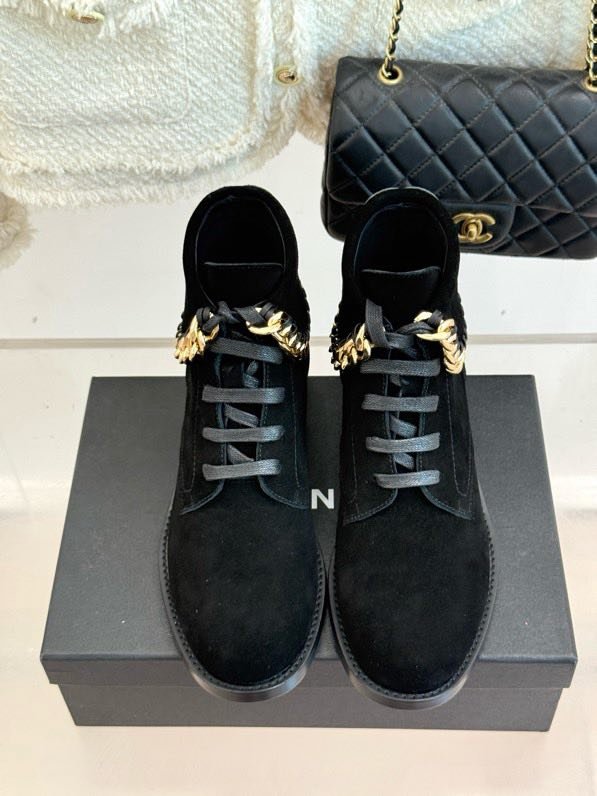 Ботинки женские фото 6