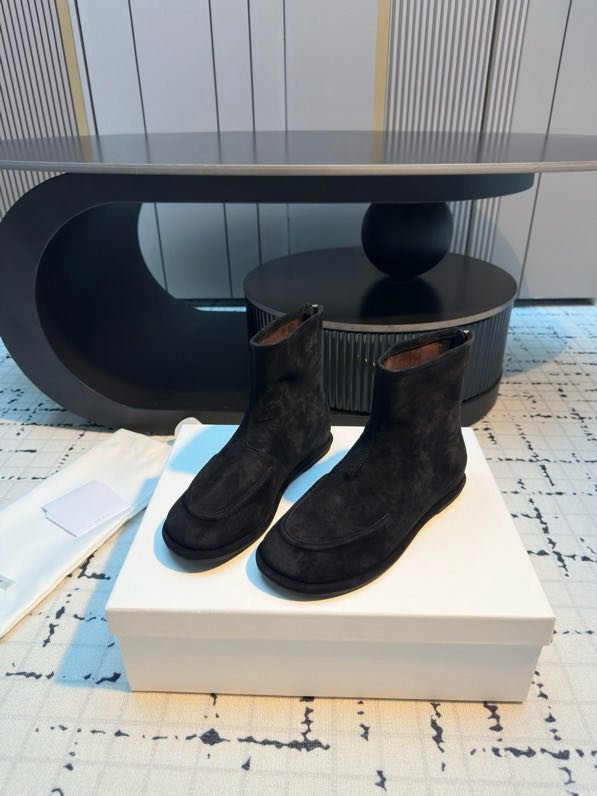 Ботинки женские фото 6