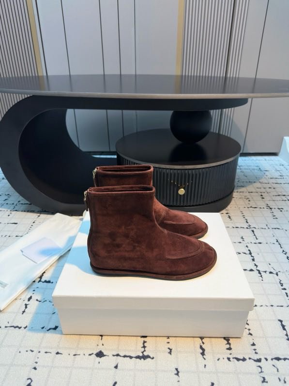 Ботинки женские фото 6