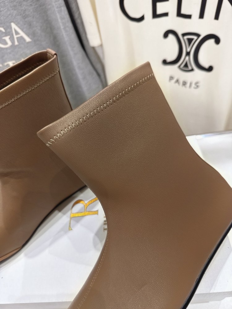 Ботинки женские фото 6