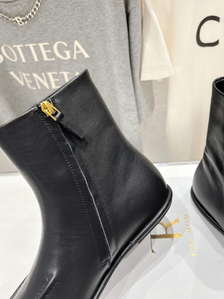 Ботинки женские фото 6