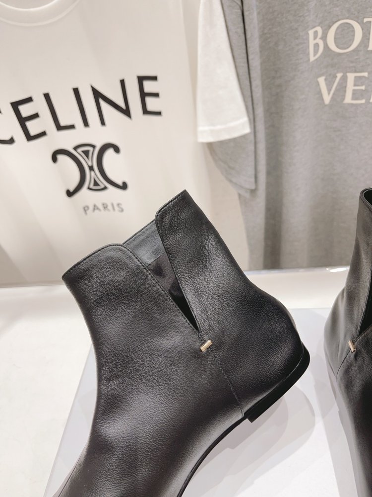 Ботинки женские фото 6