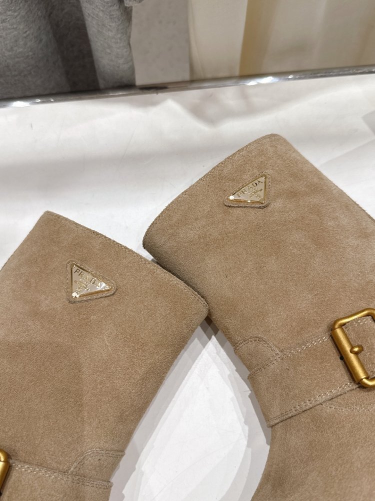 Ботинки женские фото 6