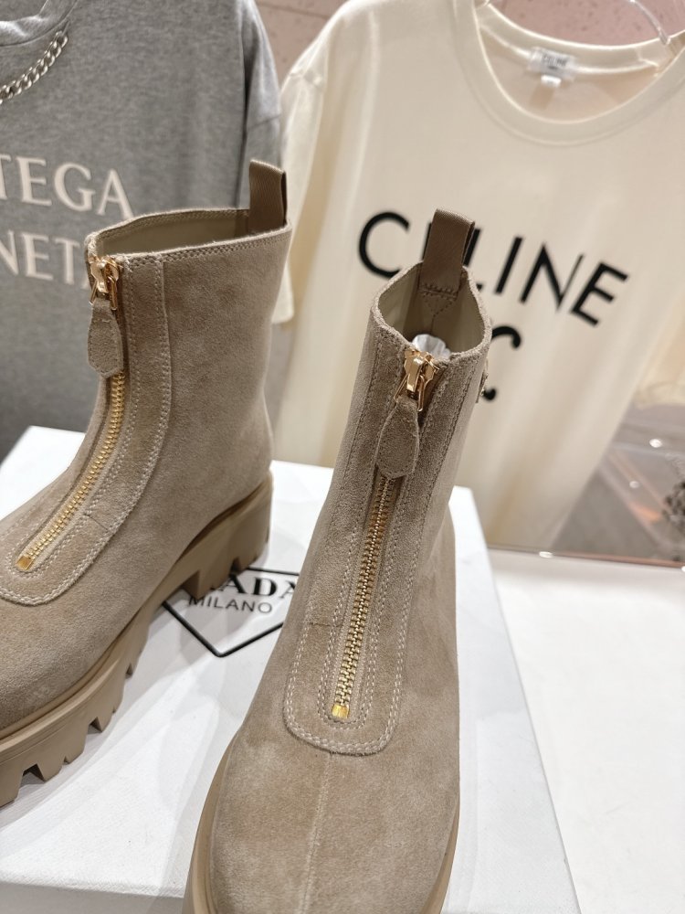 Ботинки женские фото 6