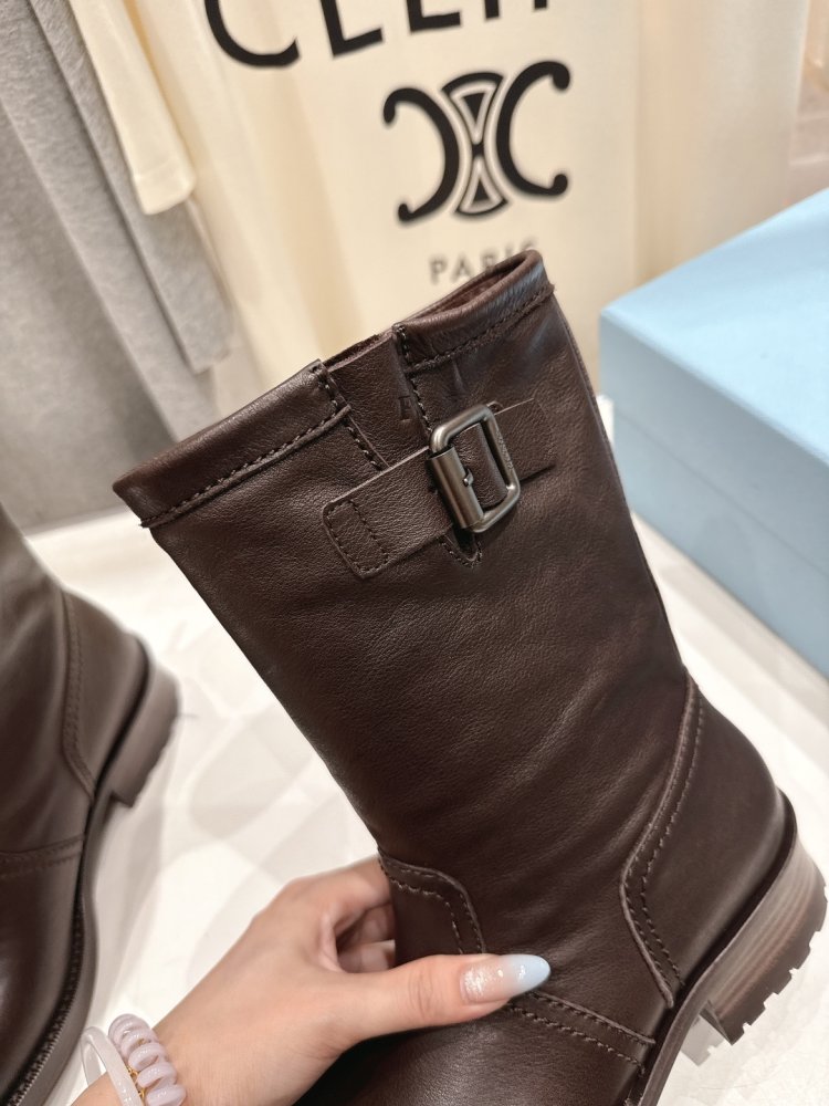 Ботинки женские фото 6