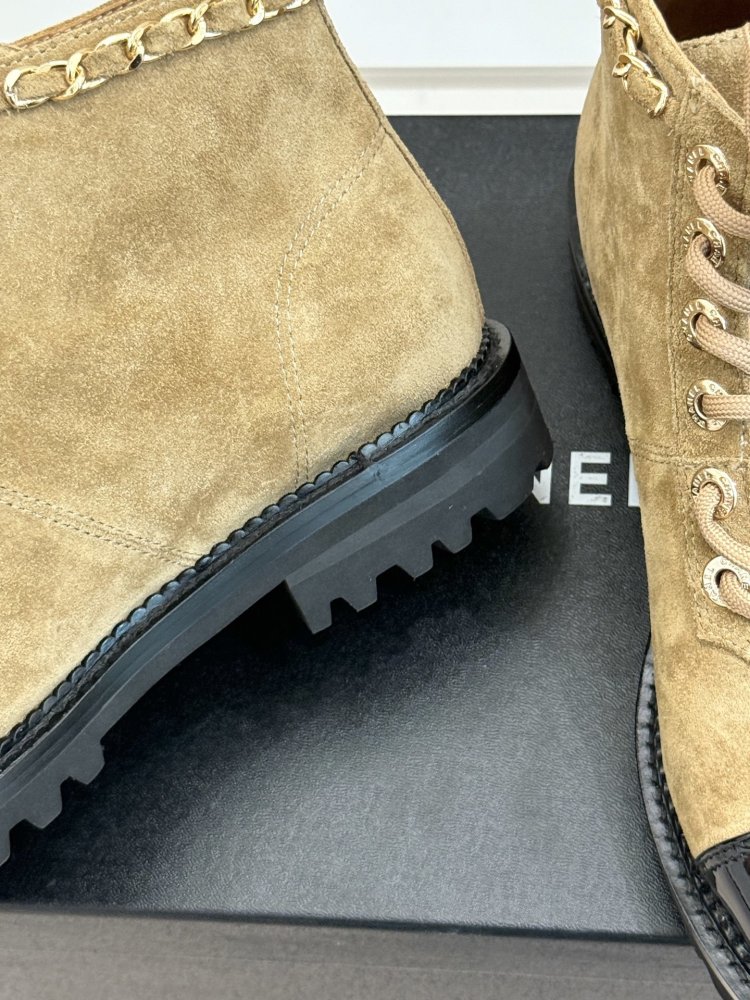 Ботинки женские фото 6