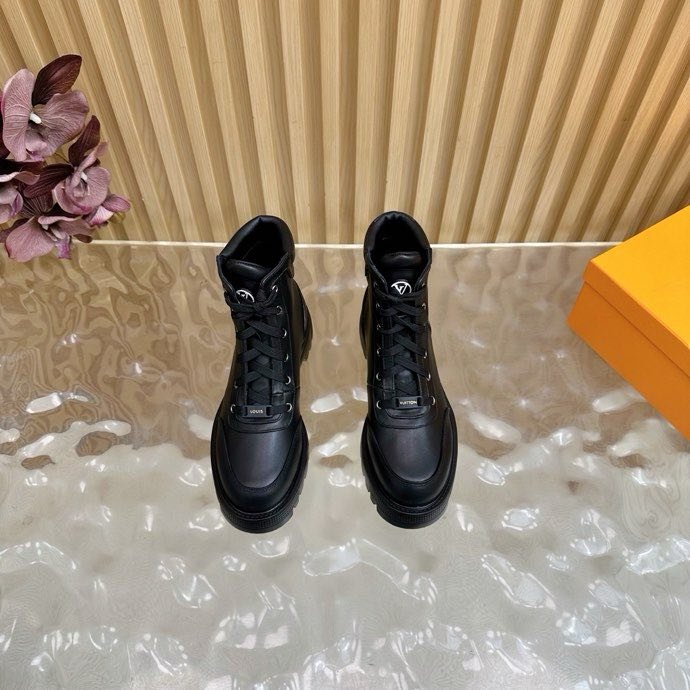 Ботинки женские фото 6