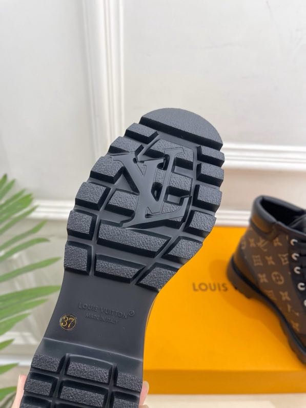 Черевики жіночі фото 6