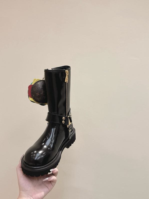 Ботинки женские фото 6