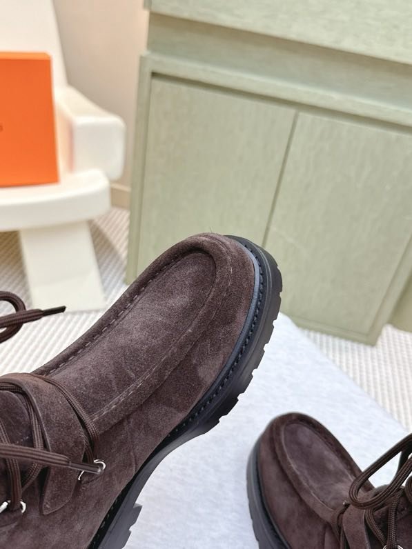 Ботинки женские фото 6