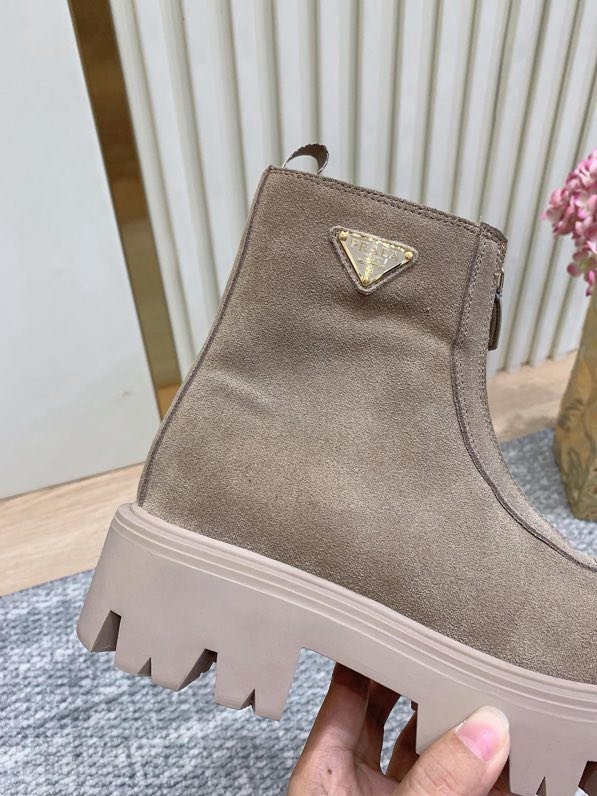 Ботинки женские фото 6