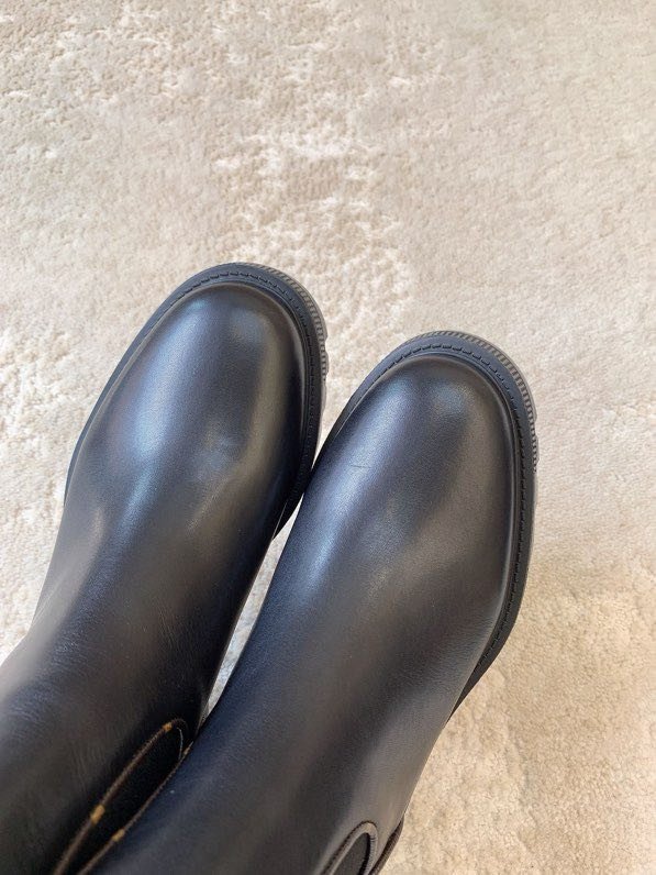 Ботинки женские фото 6