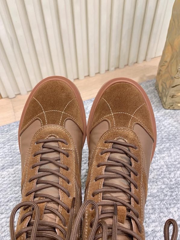 Ботинки женские фото 6