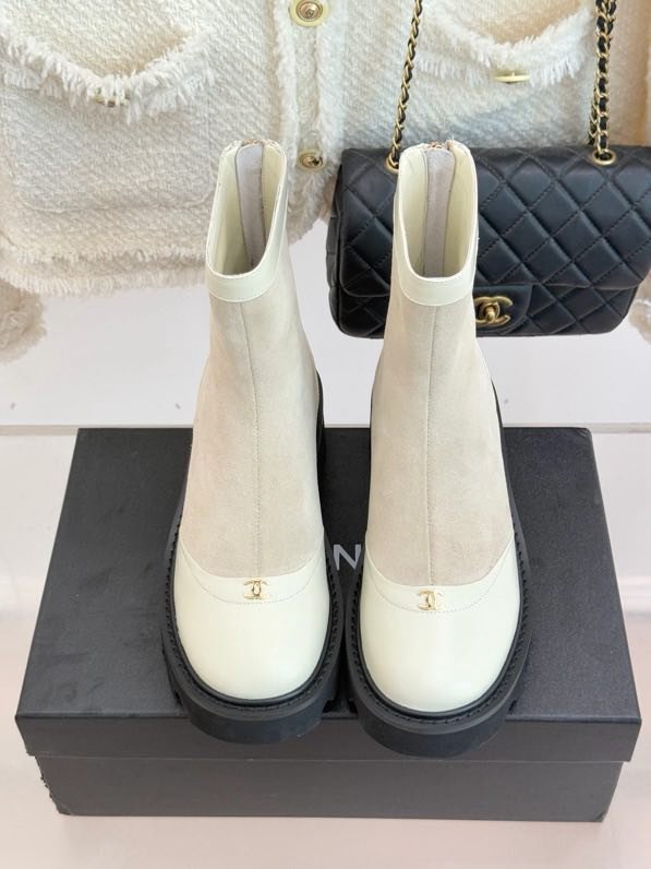 Ботинки женские фото 6