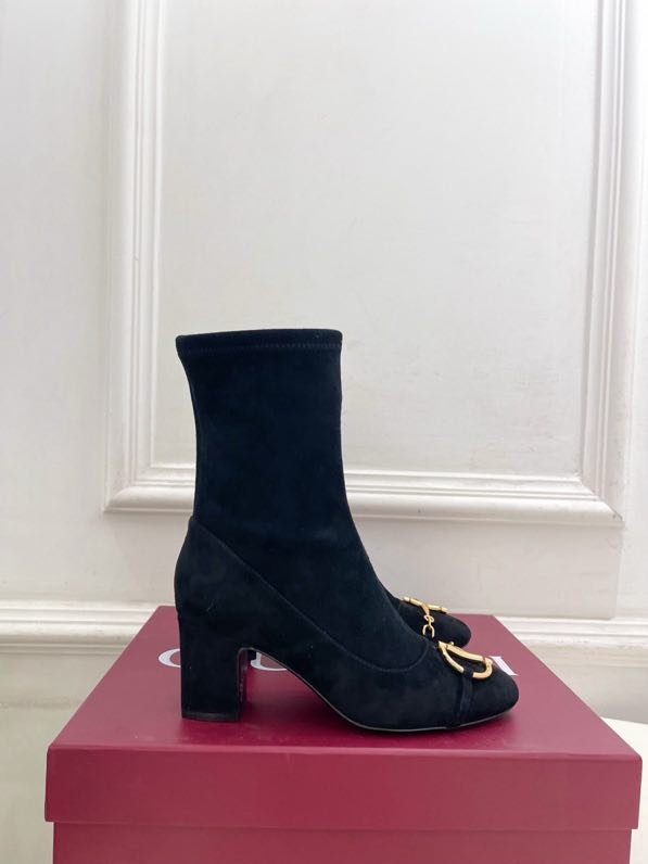 Boots women's фото 6