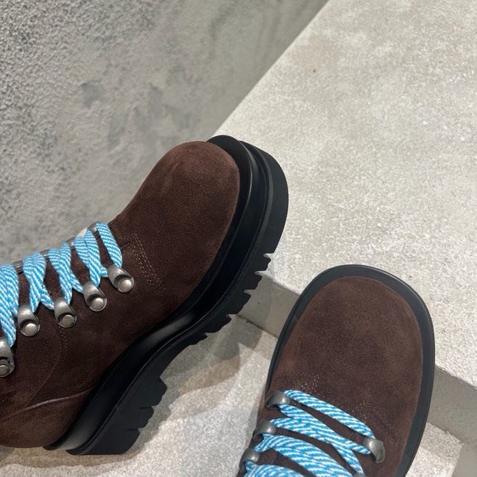 Ботинки женские фото 6