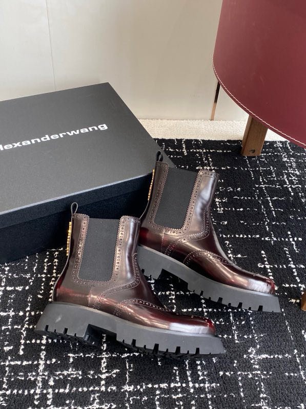 Ботинки женские фото 6