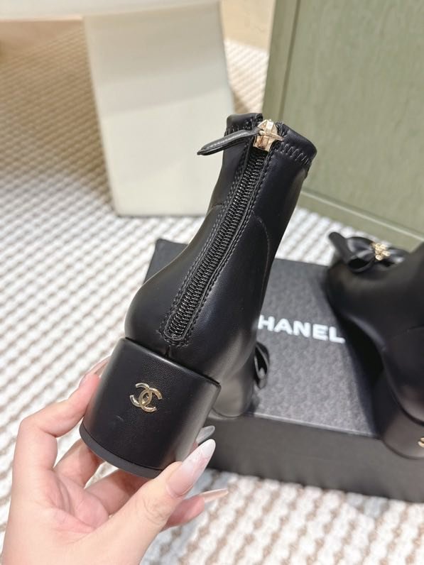 Boots women's фото 6