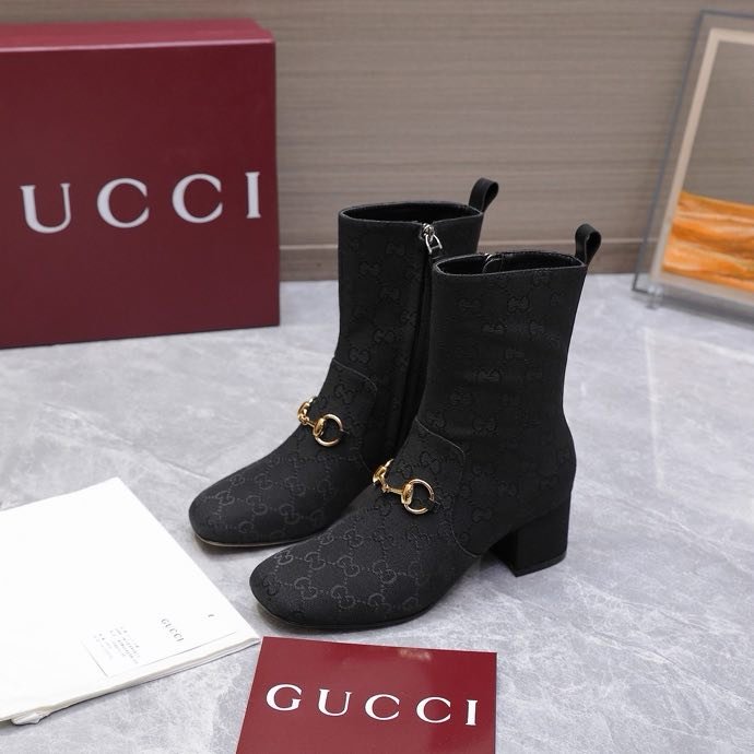 Ботинки женские фото 6