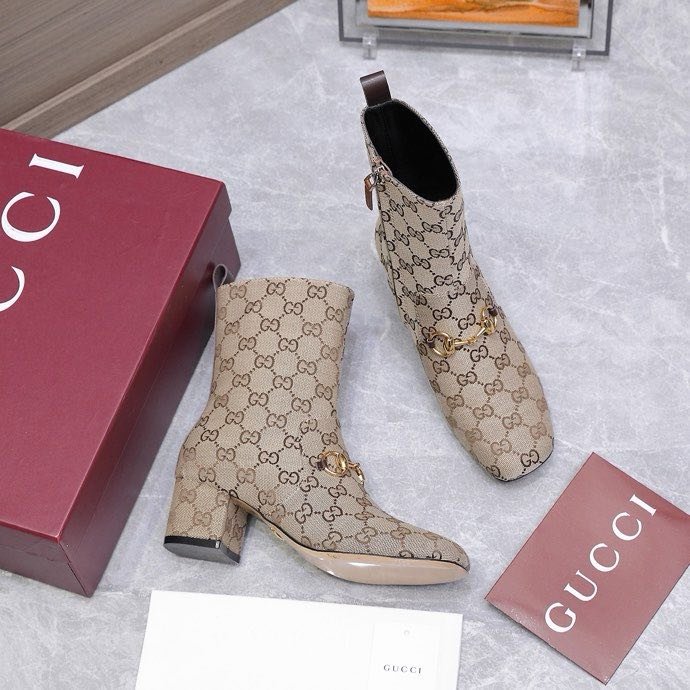 Ботинки женские фото 6