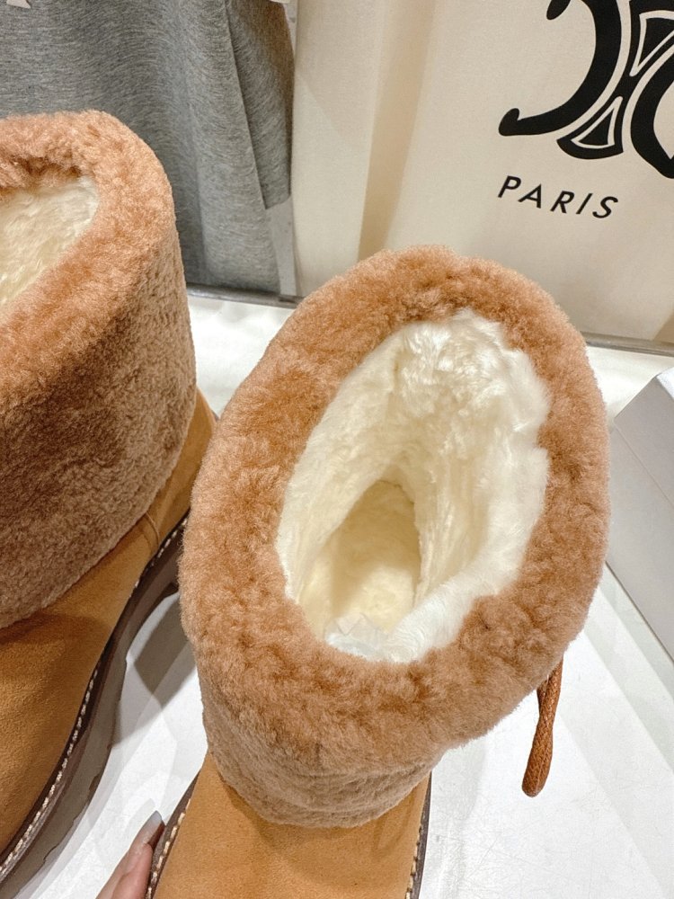 Boots women's фото 6