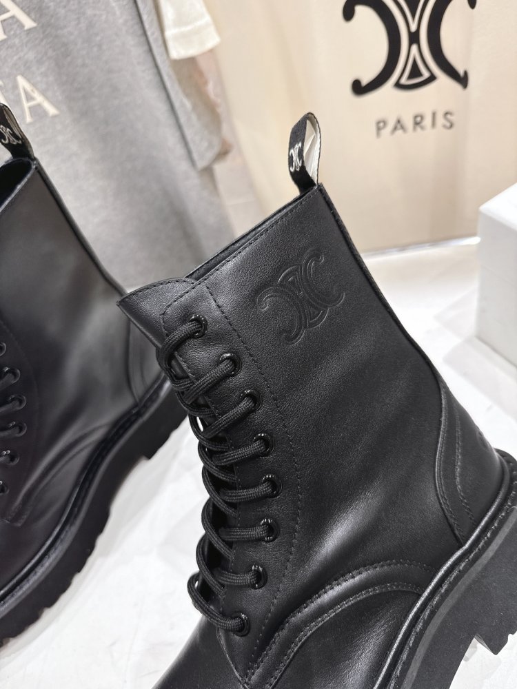 Boots women's фото 6