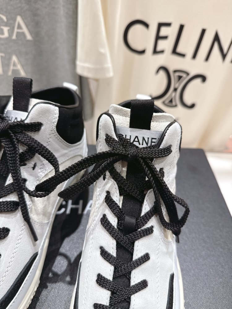 Ботинки женские фото 6