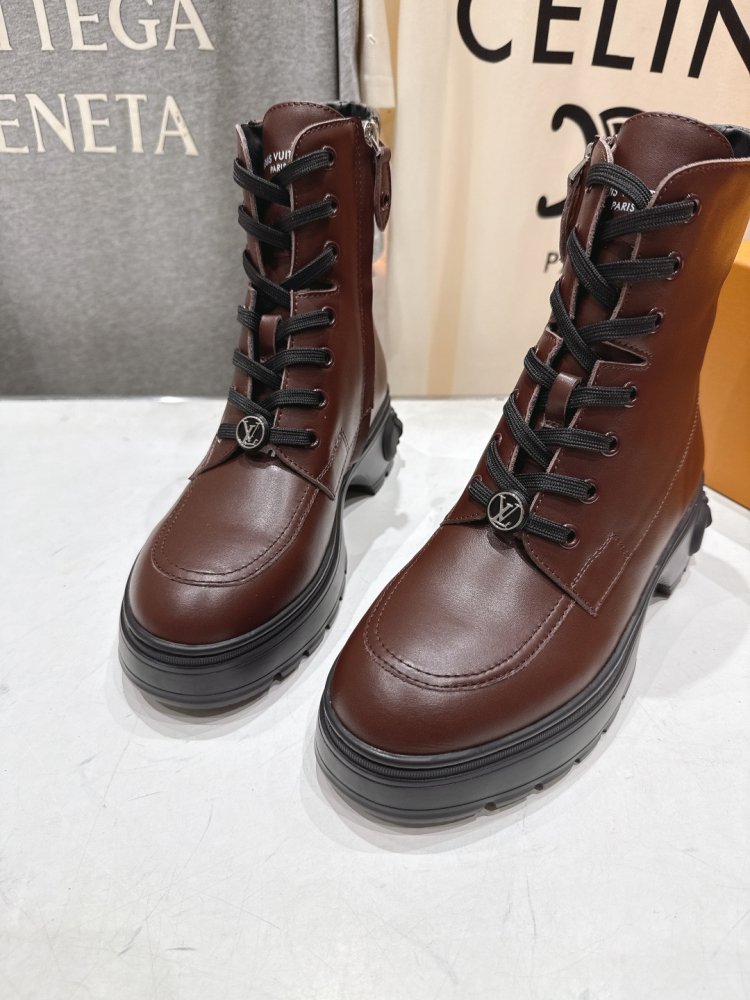 Boots women's фото 6